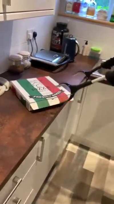 AY PIZZA TIME