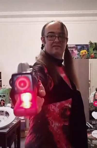Take cover! He's charging his LAAAAZERRRRR.
