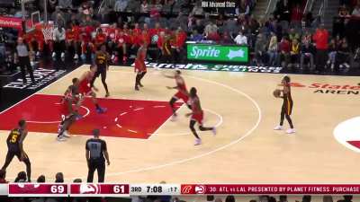 [Highlight] The Bulls play some great defense on Trae Young