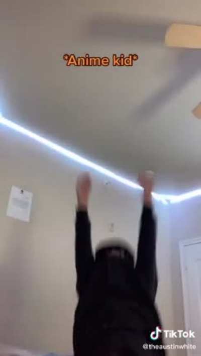 "hOw Is tHiS CrInGE"