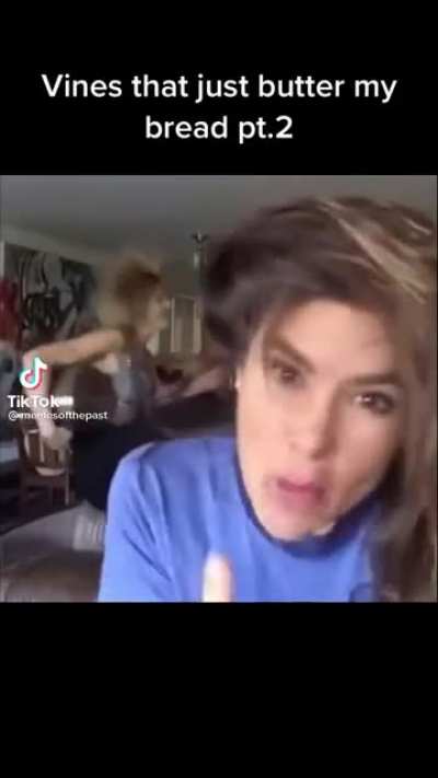 Totally forgot about this Vine. It gets better every time you watch it?