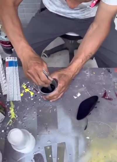 ?? This Asian "color master" has perfected the art of paint matching and can replicate ANY colour you show him with impeccable accuracy??