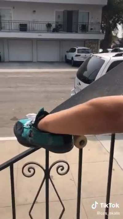 He like Tony Hawk or sumthin'!