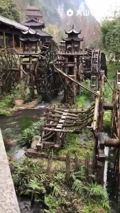 This mill system in function