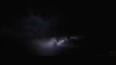 ?Lightning strikes at 1000 FPS