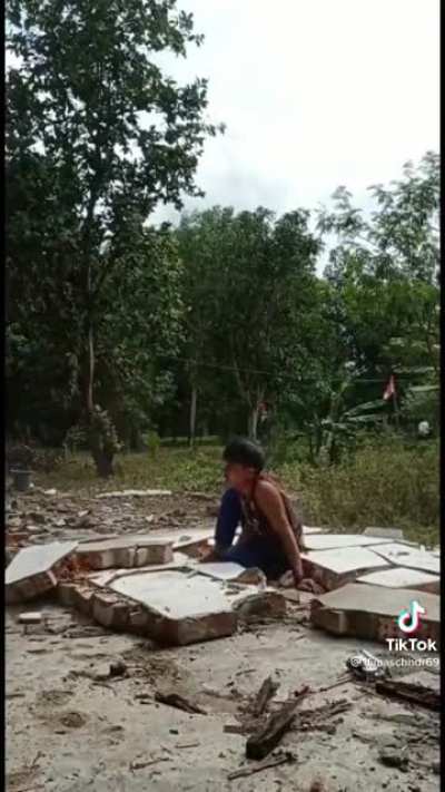HMB while I push this wall.
