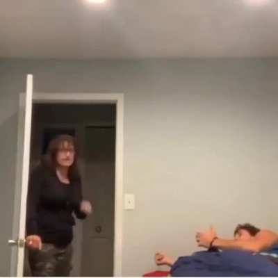 She caught him red-handed