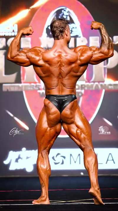 CBum wins Mr Olympia Classic Physique for the 6th time in a row before retiring