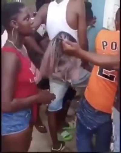 WCGW trying that nice wig