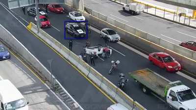 Do not text and drive. Mexico City edition.