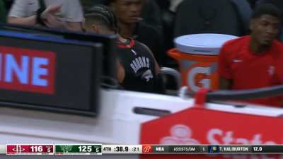 [Highlight] Dillon Brooks and Ime Udoka get ejected for arguing a call where Dillon Brooks "flopped" out of bounds