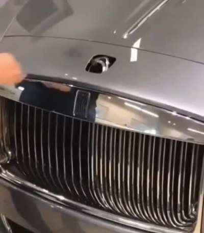 Can you steal a Rolls-Royce Spirit of Ecstasy?