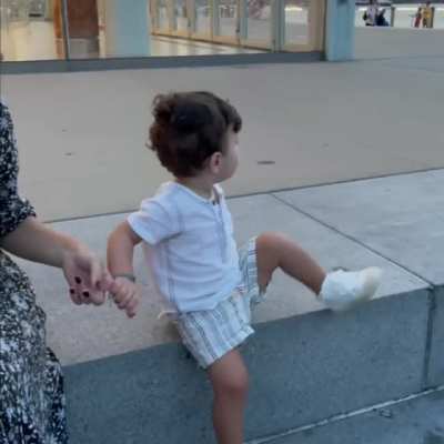 HMC while I twerk a little in public