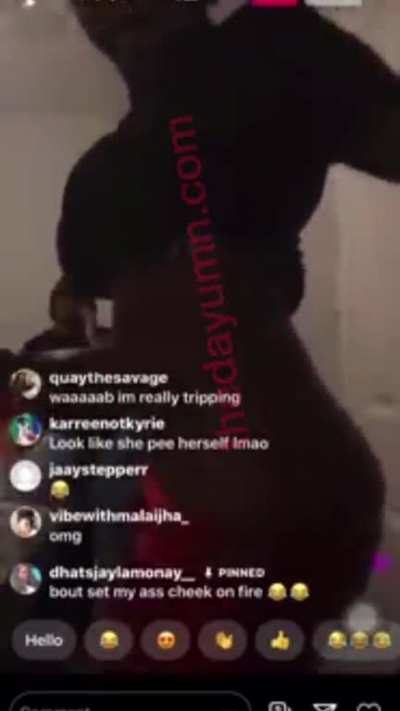 HMC while I live stream this booty