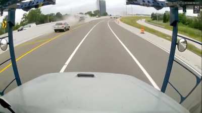 The moment a fuel tanker drifts into the median and explodes on I-75 in Troy MI. The fire raged for over 2 hours, and I-75 is shut down indefinitely. The driver survived. July 12, 2021