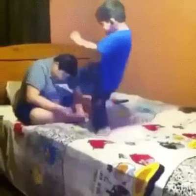 That child's depth perception is topnotch