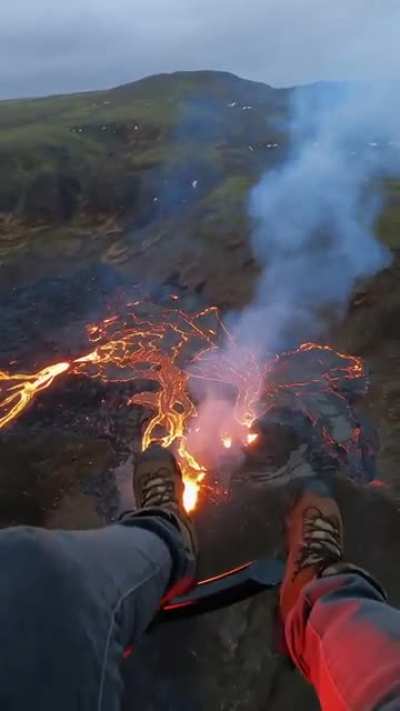 ? A flyover the Fagradalsfjall Volcanic Eruption in Iceland from yesterday