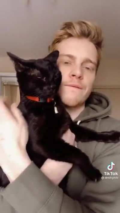 This cat has amazing vocals, somebody sign him?