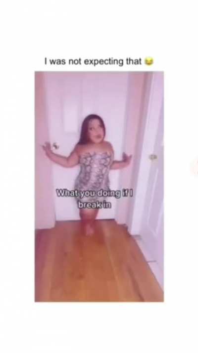 NAAAH bro ??. How you do her like that