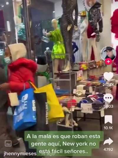 Owner stops shoplifter in New York by blocking the door until she pays