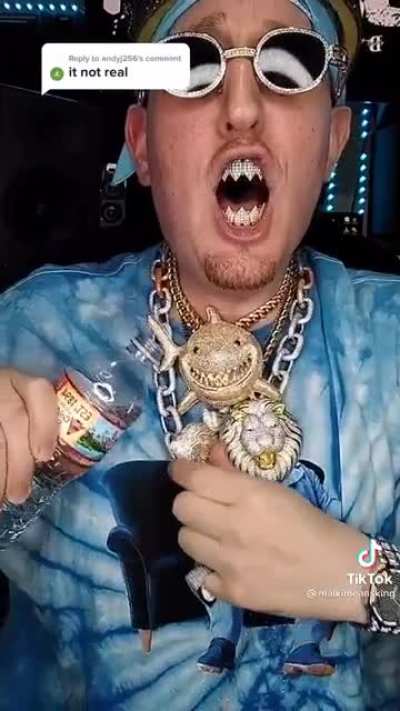 wrist so icy ?