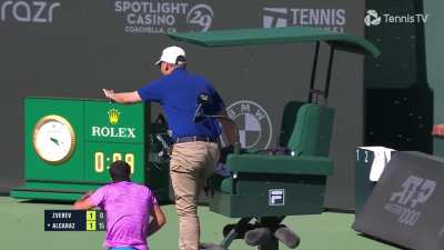 A normal tennis match