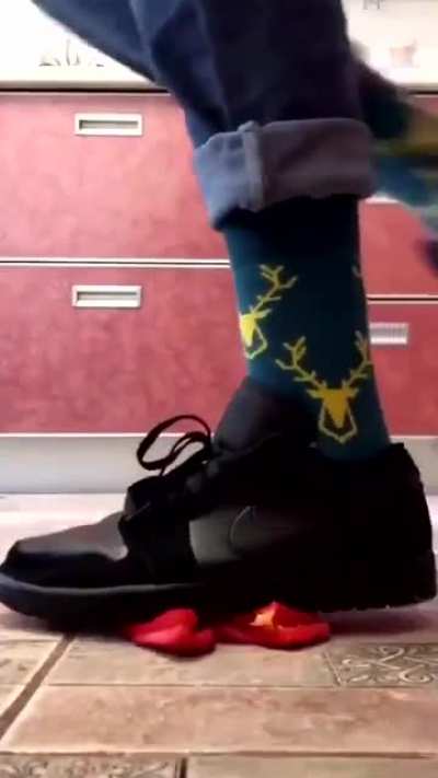 Trampling on vegetable