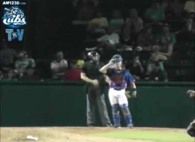[Highlight] Umpire Ejects Organist for Playing Three Blind Mice