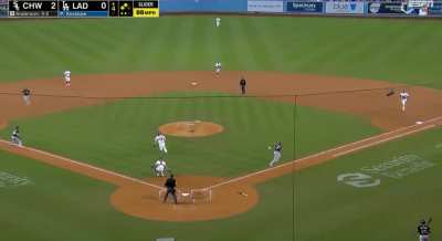 [Highlight] [Highlight] Clayton Kershaw pulls out the hips of a man 10 years younger to throw out Tim Anderson at 1st