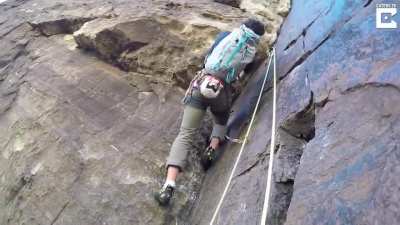Overtaken by solo free climber at 250 ft