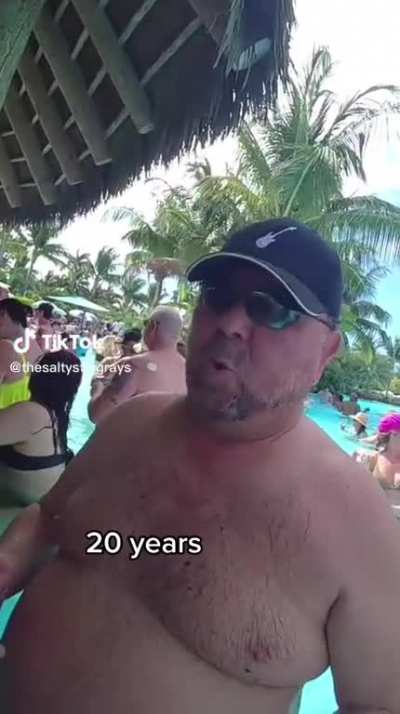 Man is "20" years pregnant