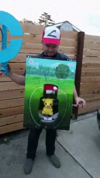 Pokēmon Halloween Costume