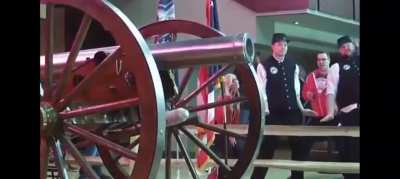 This was in the middle of a hockey compilation I was watching. Why they even dry firing a cannon at an ice rink in the first place?! ?