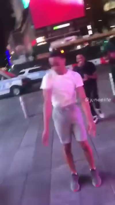When New Yorkers Hear A Violin