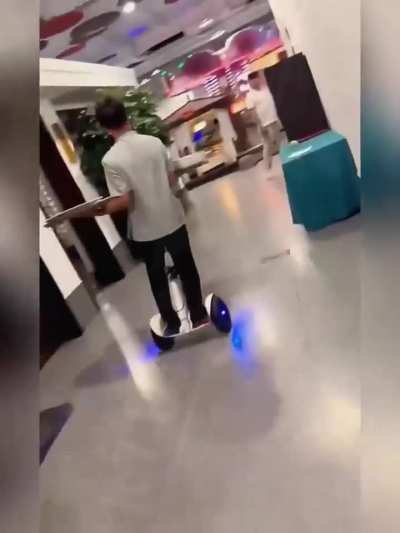 Bro mastered the hoverboard