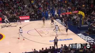 [Highlight] Luka spins into a stepback &amp; hits the three