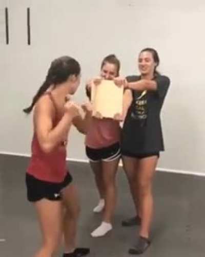 WCGW letting your friend swing their arm towards your head