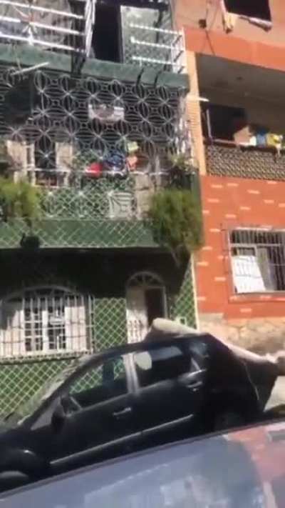 WCGW if you leave the car under these engineers?