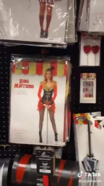 A Trip to Spirit Halloween