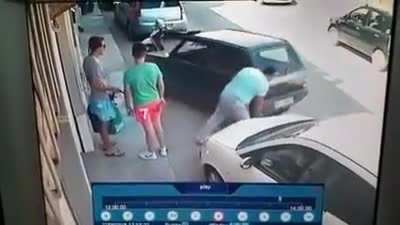 Hulk moves a car