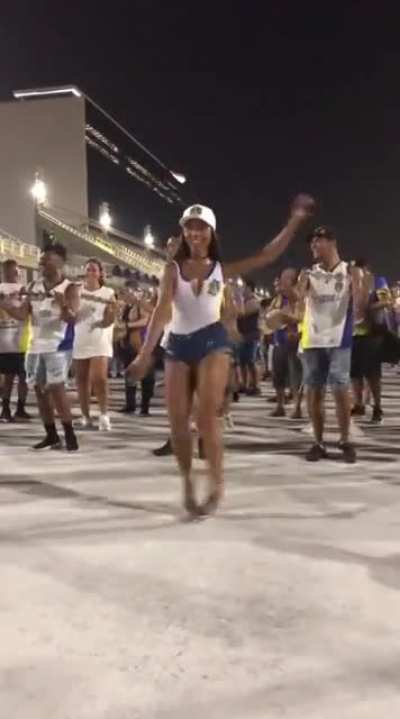 Brazilian dancer in sync with every beat during rehearsal for the "Carnaval de São Paulo"