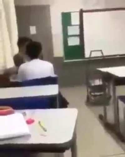 i missed that music....