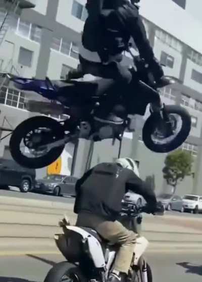 Wheelie in Rush Hour