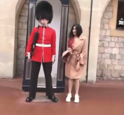 It was so awkward, even a Queen's Guard had to dip.