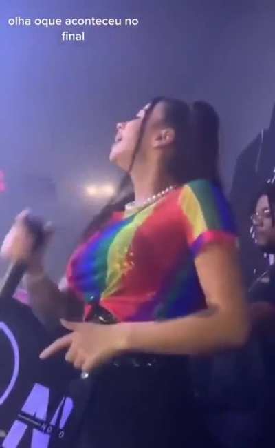 HMC while I dance with this guy right here