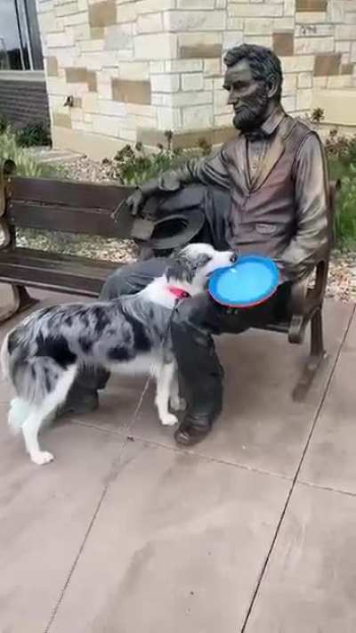 C’mon, Abe just throw the damn frisbee