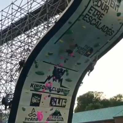 Wall climbing competition