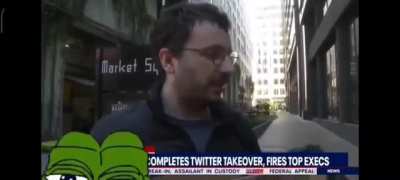 Guy trolls media gathered outside Twitter HQ pretending to be a fired data engineer