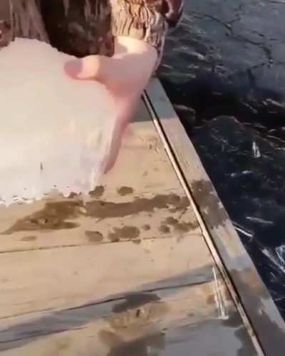 ? This piece of ice turning to shards! ?