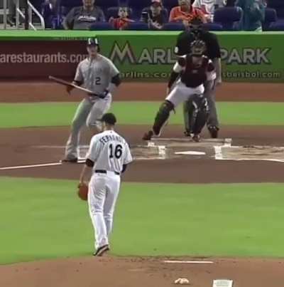 Tulo: "Did you catch that?" Fernandez: "Yes, yes I did."